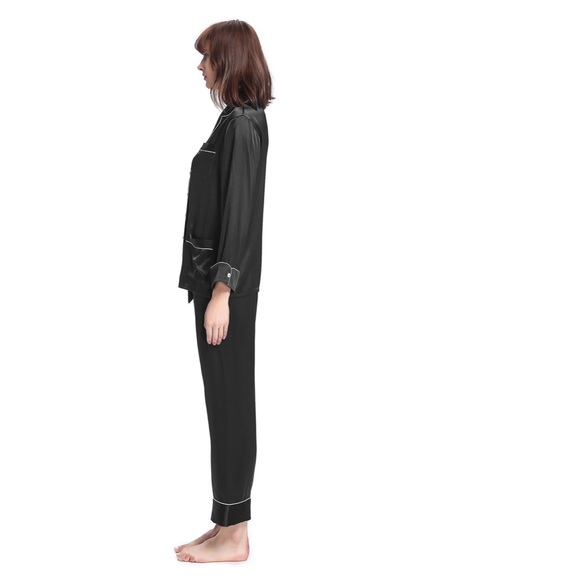 Lily Silk 22 Momme Chic Trimmed Silk Pajamas Set - Picture 5 of 7